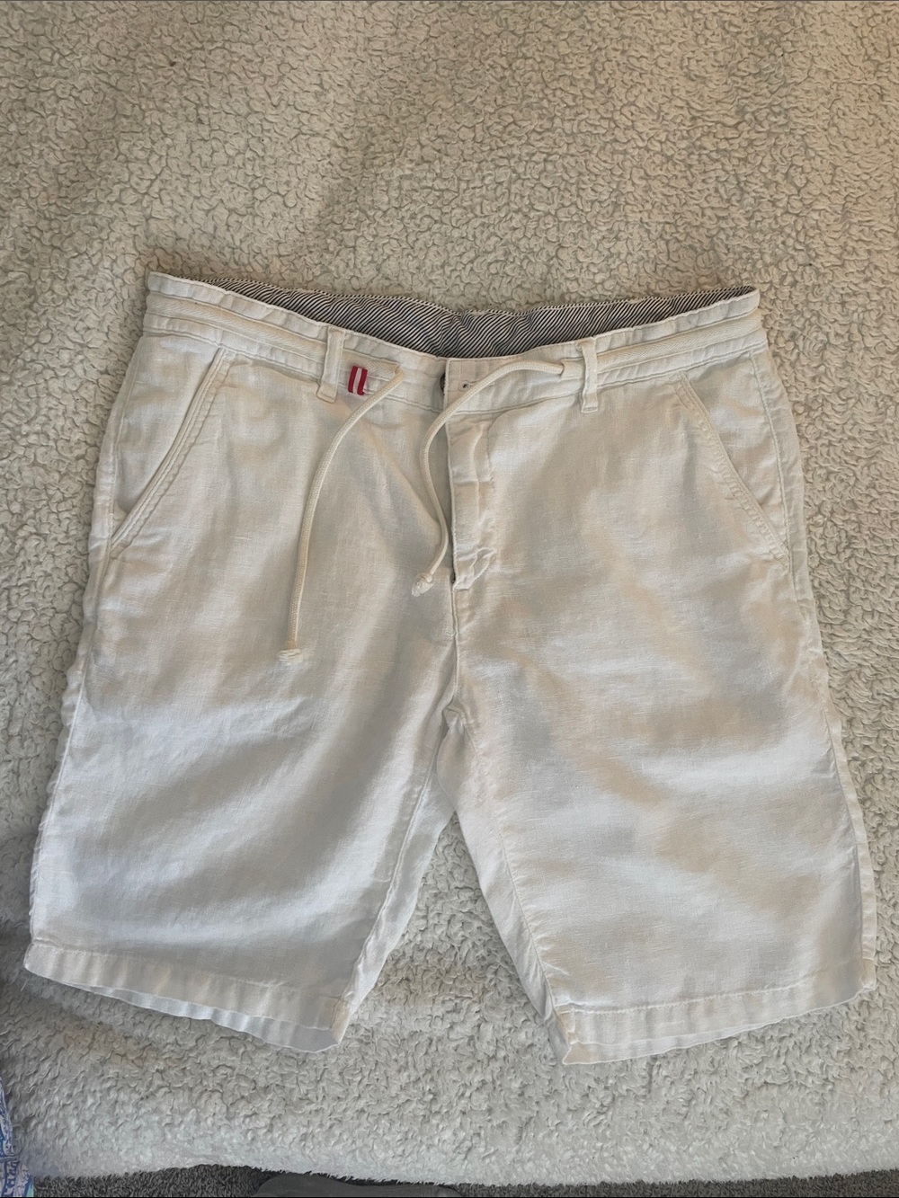 Men's White Flat Front Linen-Blend Drawstring Shorts